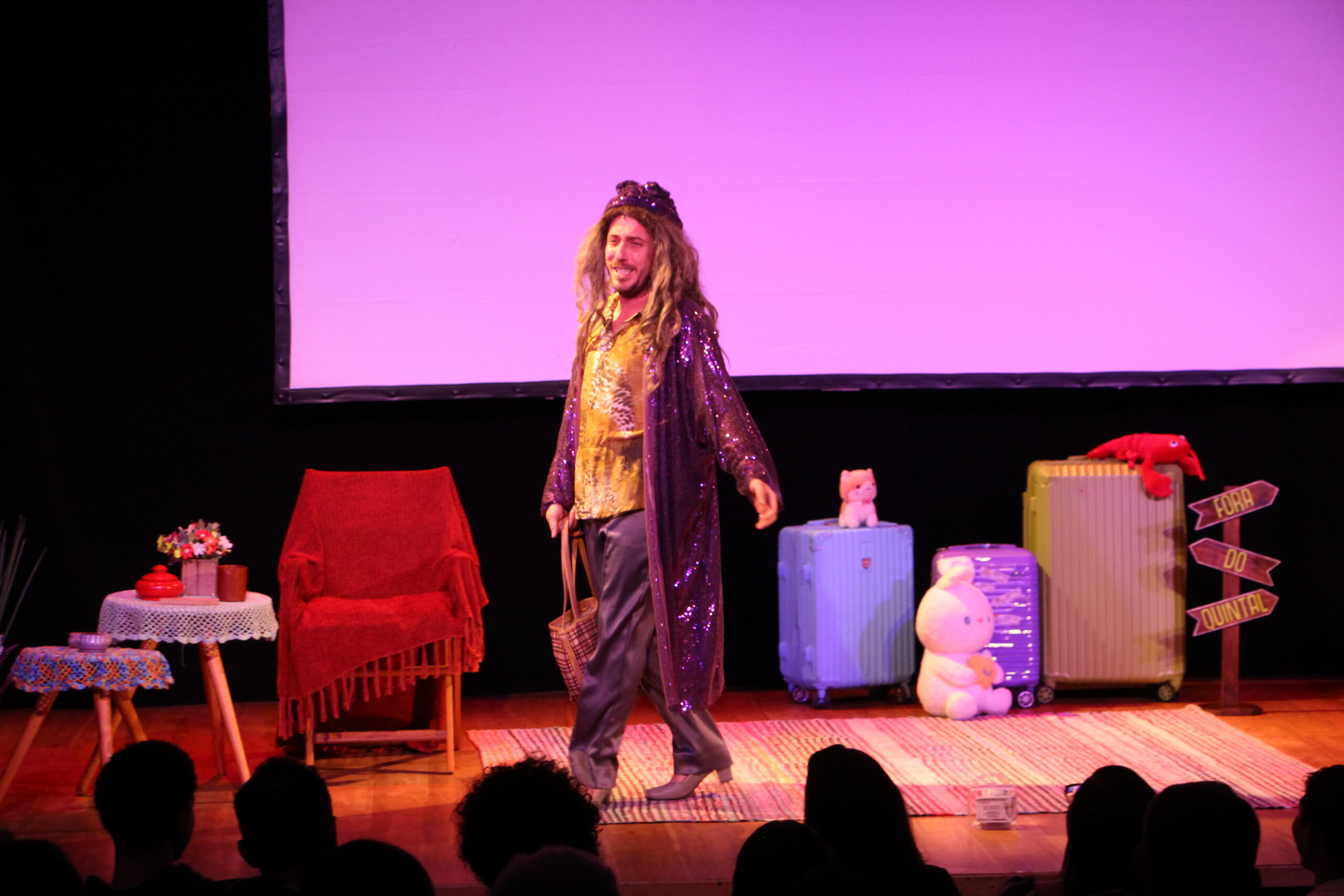 Agilmar Ferreira apresenta espetáculo “Fora do Quintal” na AML Cultural